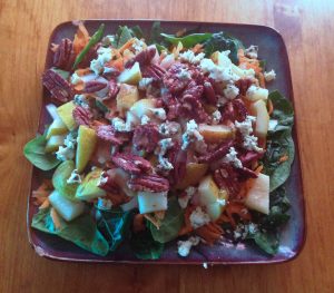 PEAR, BLUE CHEESE, PECAN SALAD WITH SALAL BERRY VINAIGRETTE